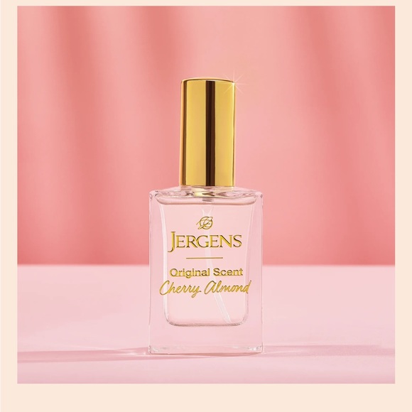 Jergens Cherry Almond perfume - Picture 1 of 1